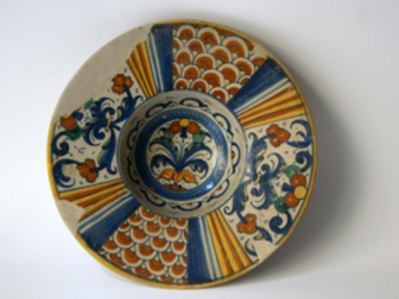 Piatto di epoca medievale jpg; 300 pixels; 214 pixels Piatto di epoca medievale jpg; 300 pixels; 214 pixels