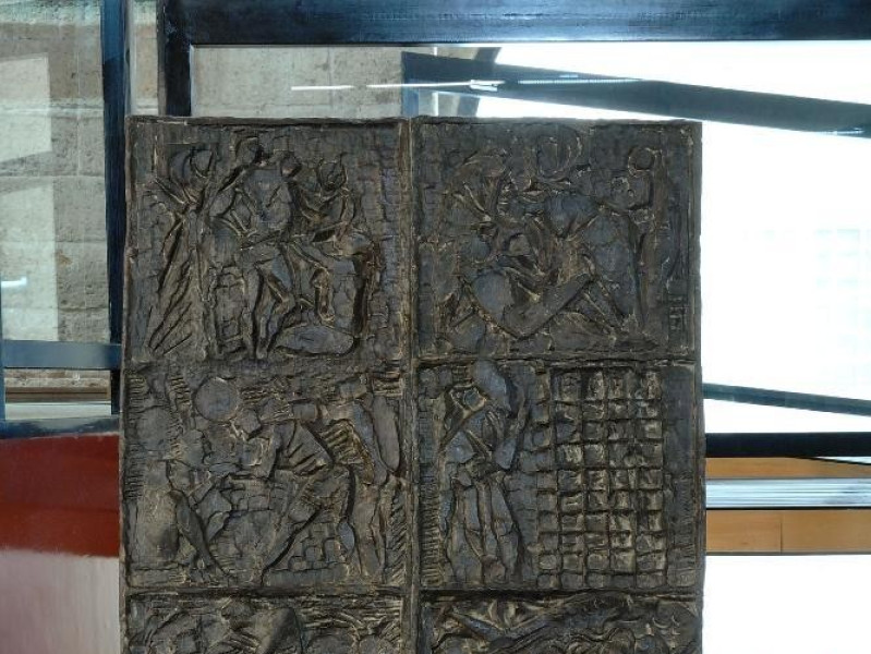 Emilio Greco. Scultura. Bozzetto del portale  jpg; 1417 pixels; 2126 pixels