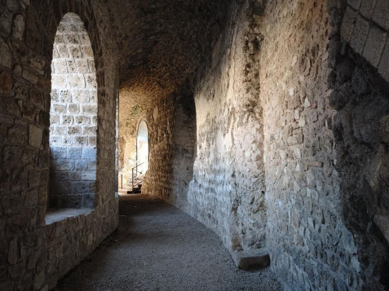 Anfiteatro romano. I sec. d.C. (primi decenni jpg; 2126 pixels; 1417 pixels Anfiteatro romano. I sec. d.C. (primi decenni jpg; 2126 pixels; 1417 pixels