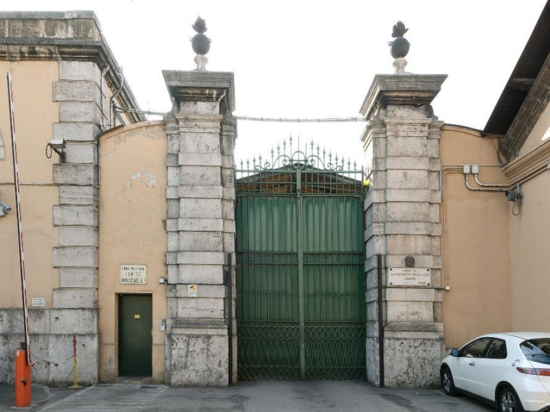 Museo delle Armi. Esterno. Fedeli, Marcello; jpg; 2126 pixels; 1417 pixels