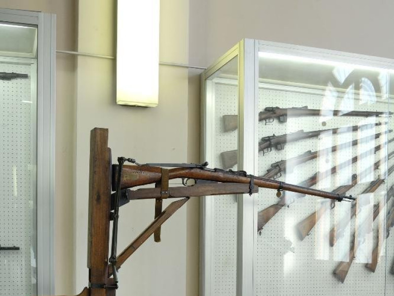 Museo delle armi. Collezione storica. Fedeli, Marcello; jpg; 1417 pixels; 2126 pixels