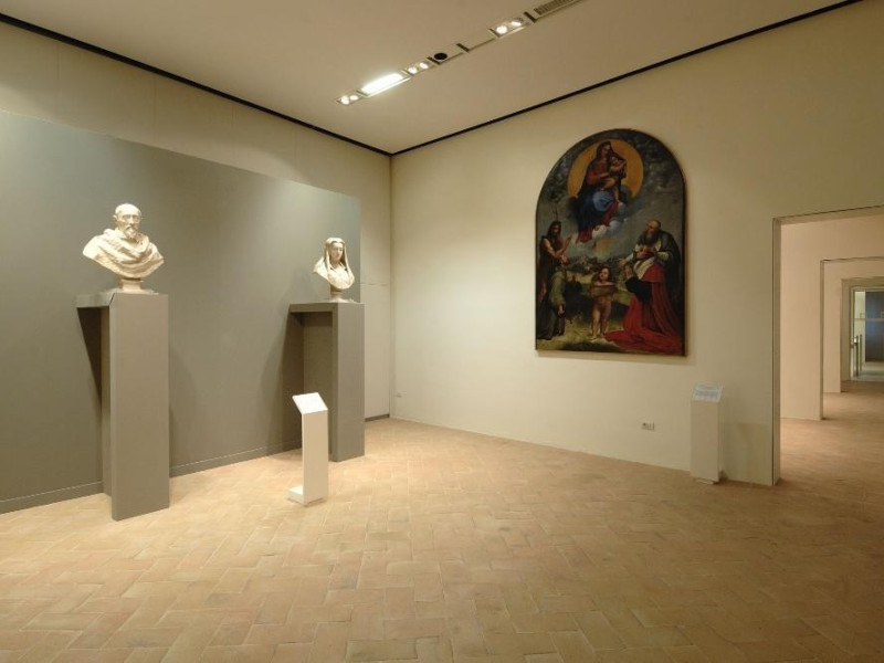 Museo capitolare diocesano. Sale espositive. jpg; 2126 pixels; 1417 pixels Museo capitolare diocesano. Sale espositive. jpg; 2126 pixels; 1417 pixels