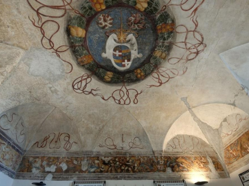 Interno. Sala espositiva. Veduta della volta. Fedeli, Marcello; jpg; 768 pixels; 511 pixels Interno. Sala espositiva. Veduta della volta. Fedeli, Marcello; jpg; 768 pixels; 511 pixels