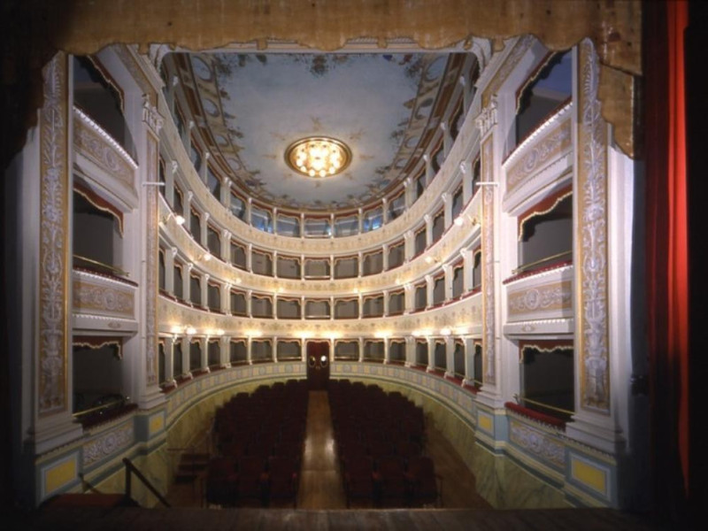 Teatro Sociale. Interno, 1782. Ficola, Paolo; jpg; 768 pixels; 574 pixels Teatro Sociale. Interno, 1782. Ficola, Paolo; jpg; 768 pixels; 574 pixels