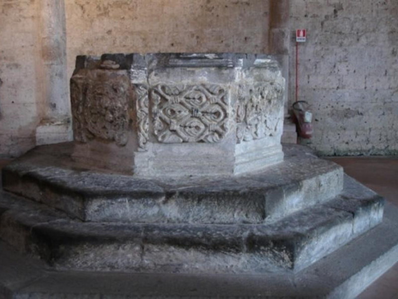 Tuscania, Chiesa di Santa Maria Maggiore Tuscania, Chiesa di Santa Maria Maggiore