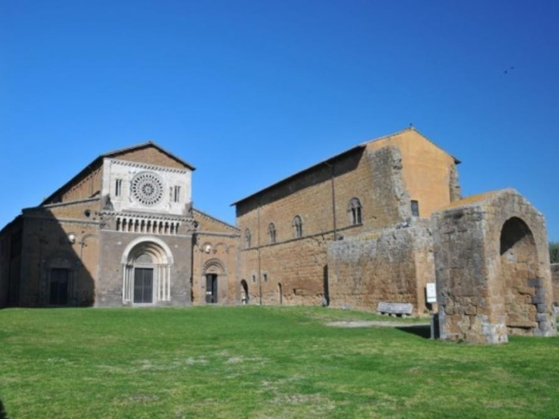Tuscania, Chiesa San Pietro