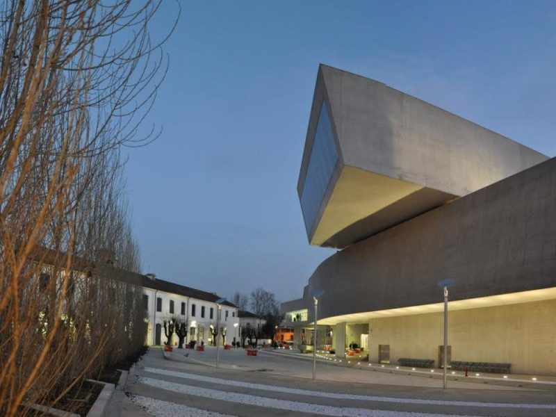 MAXXI - Museo nazionale delle arti del XXI se MAXXI - Museo nazionale delle arti del XXI se