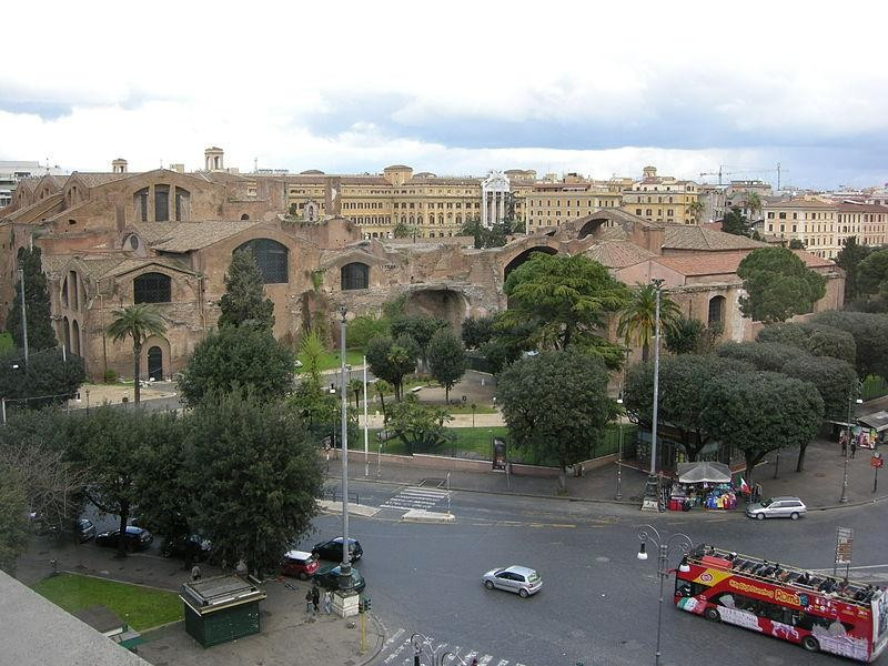 Immagine descrittiva - https://commons.wikimedia.org/wiki/User:Folegandros