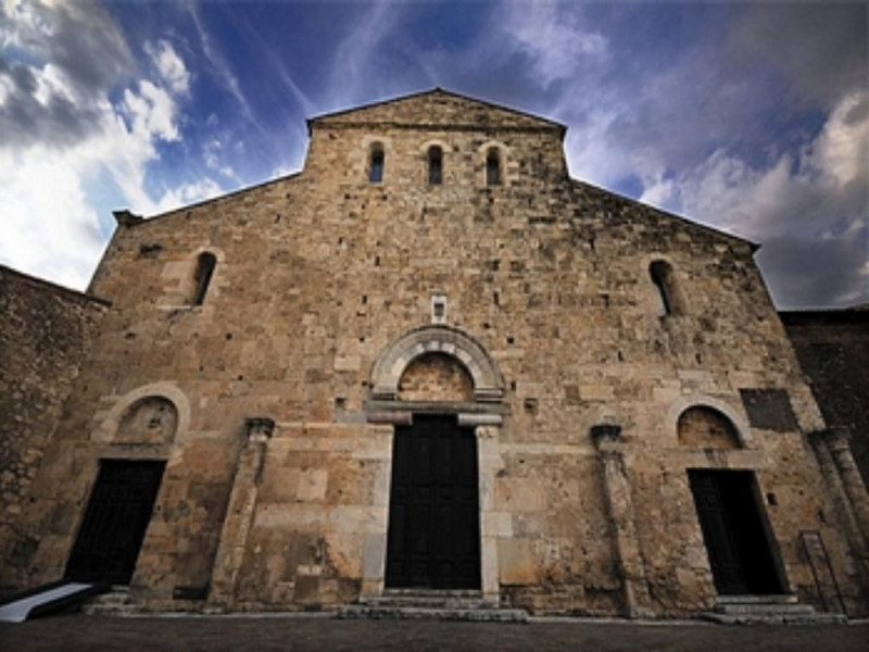 MUSEO DEL TESORO DELLA CATTEDRALE E LAPIDARIO MUSEO DEL TESORO DELLA CATTEDRALE E LAPIDARIO