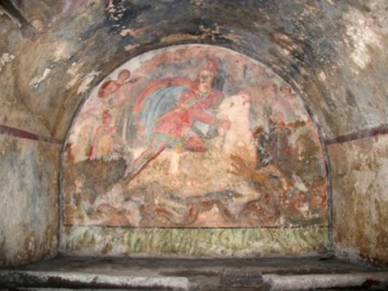 Mitreo, veduta dell'interno del sacello affre Mitreo, veduta dell'interno del sacello affre