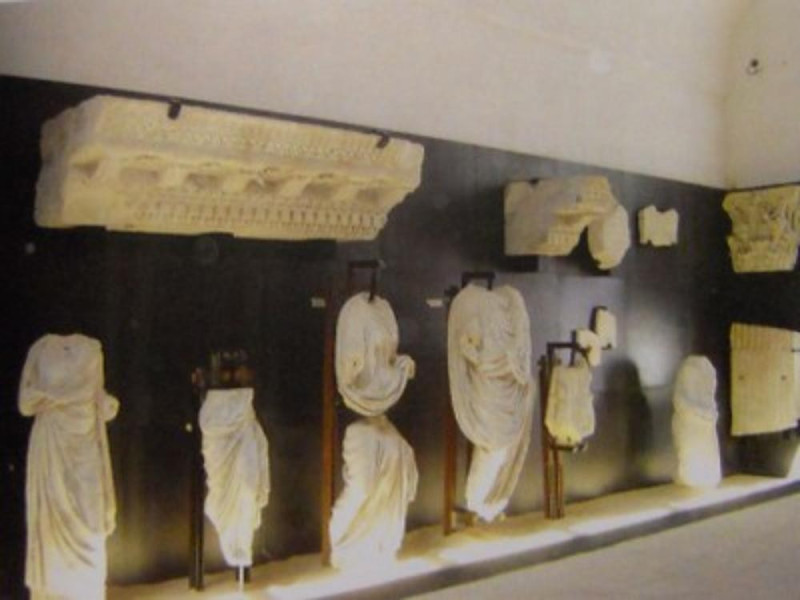 Museo Archeologico dei Campi Flegrei, scultur