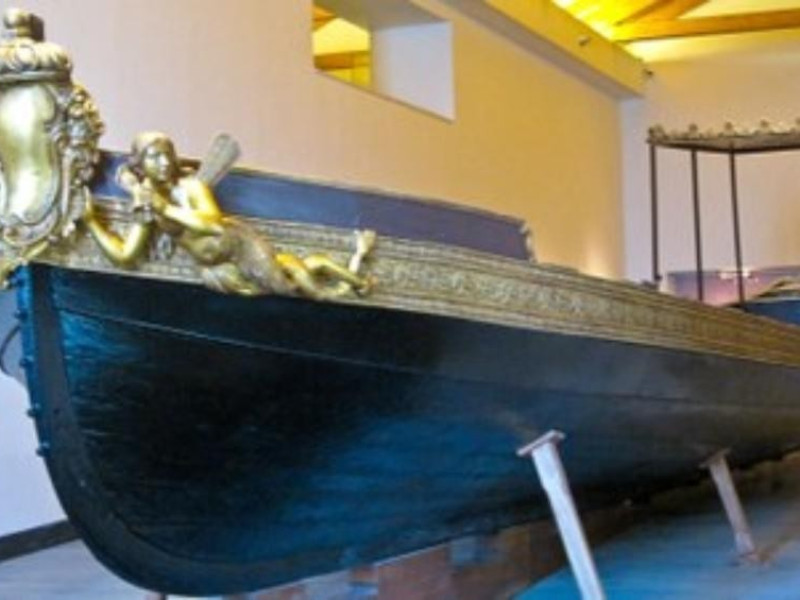 La barca di Carlo III