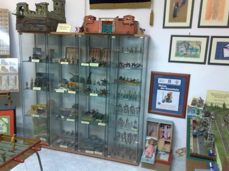 Torre del Greco, Museo del Giocattolo della Pro Loco di Torre del Greco Torre del Greco, Museo del Giocattolo della Pro Loco di Torre del Greco