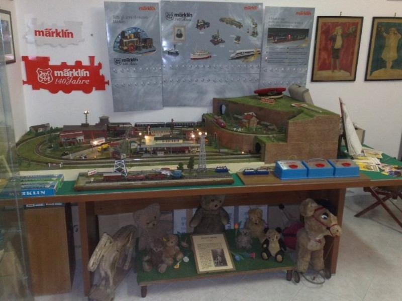 Torre del Greco, Museo del Giocattolo della Pro Loco di Torre del Greco Torre del Greco, Museo del Giocattolo della Pro Loco di Torre del Greco