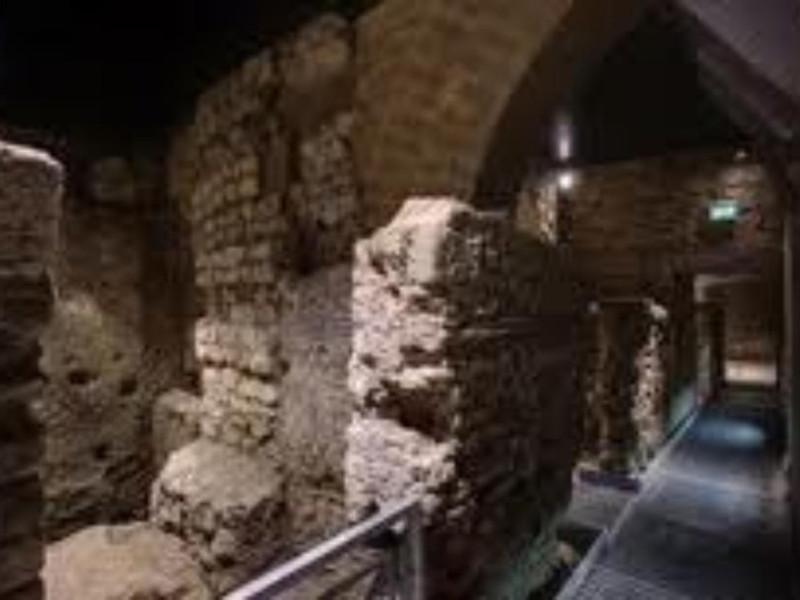 Area archeologica di San Lorenzo Maggiore, pa
