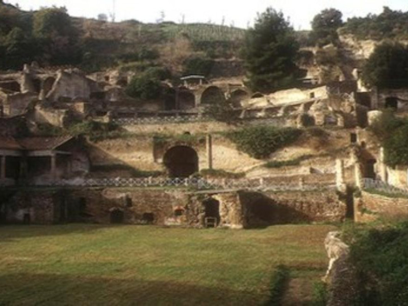 Parco archeologico, veduta generale frontale Parco archeologico, veduta generale frontale