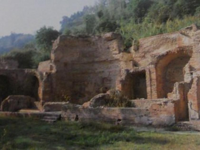 Parco archeologico, veduta laterale del setto Parco archeologico, veduta laterale del setto
