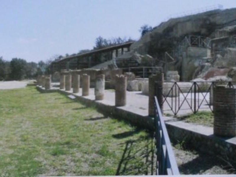 Villa romana, portico