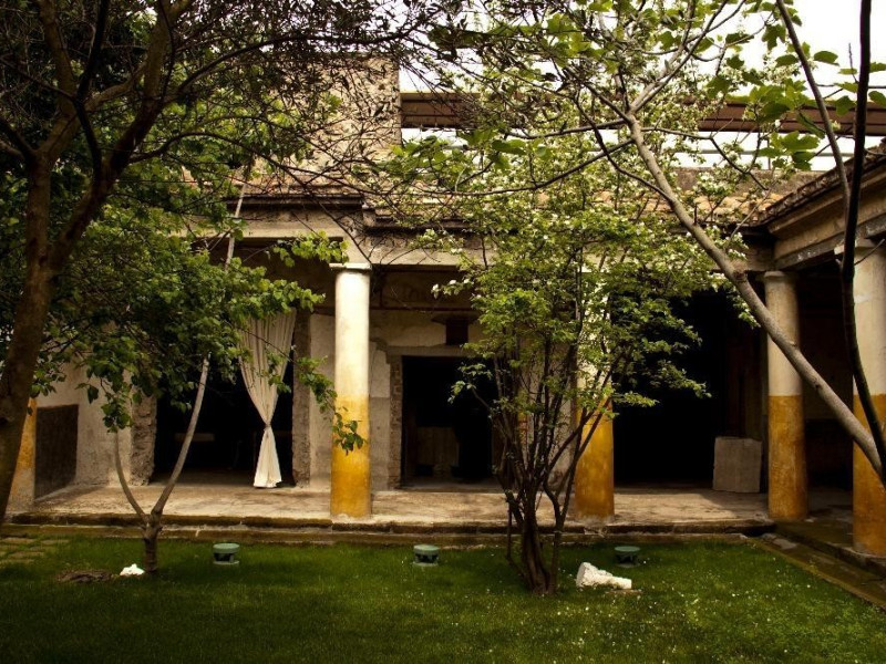 Scavi di Pompei, Casa di Giuilio Polibio Scavi di Pompei, Casa di Giuilio Polibio