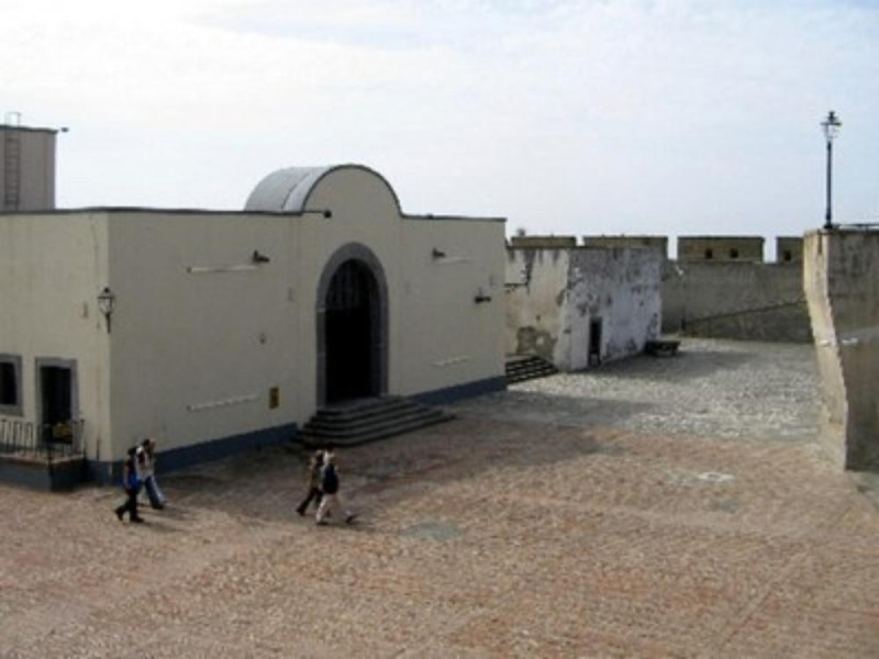 Ingresso carcere alto Ingresso carcere alto