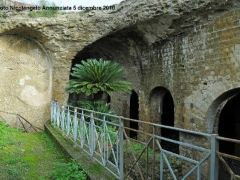 Cento Camerelle, veduta esterna della rete di