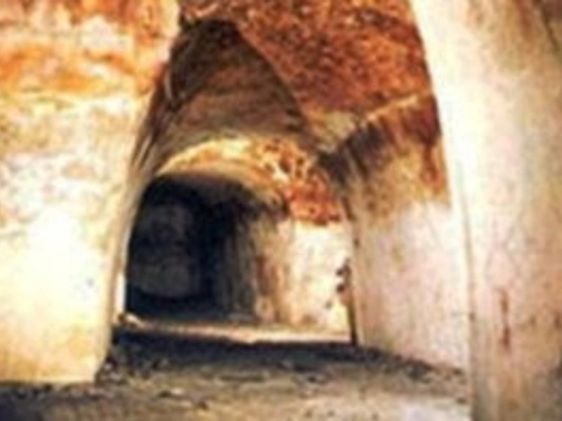Grotta della Dragonara, navata interna