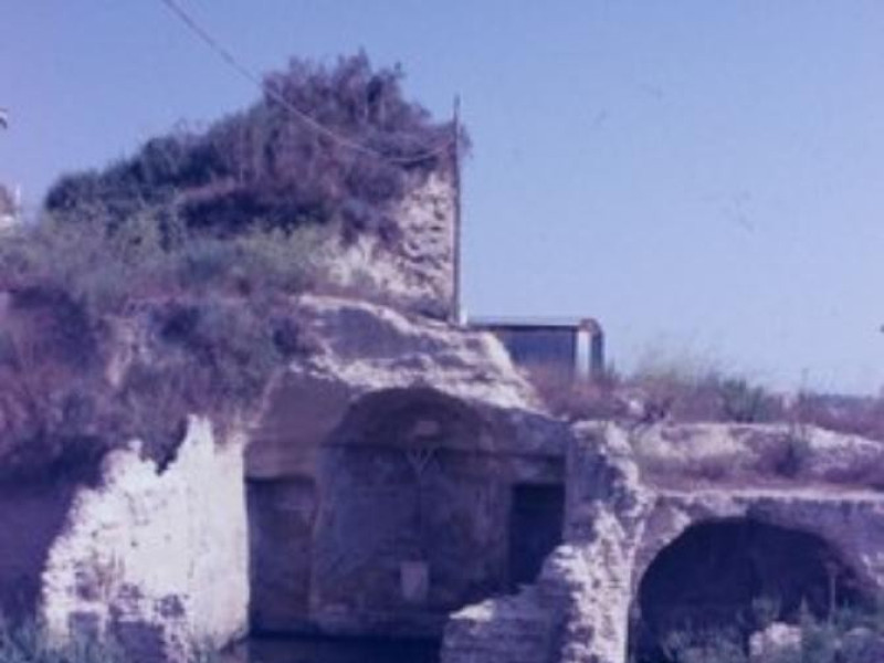 Sacello degli Augustali, scorcio con ambiente