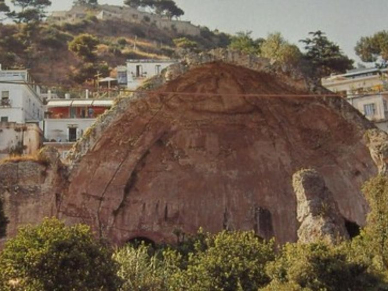 Tempio c.d. di Diana, veduta dell'interno