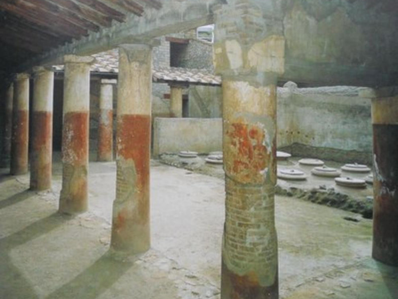 Villa Regina, particolare del portico Villa Regina, particolare del portico