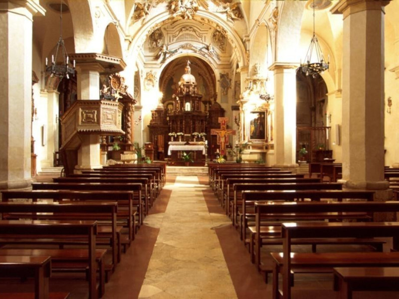 Interno della Chiesa Interno della Chiesa