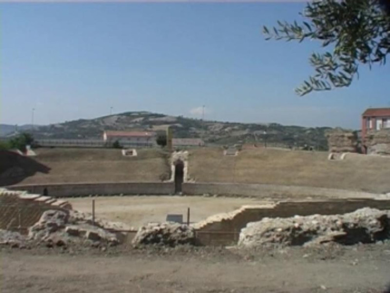 Anfiteatro romano   Anfiteatro romano
