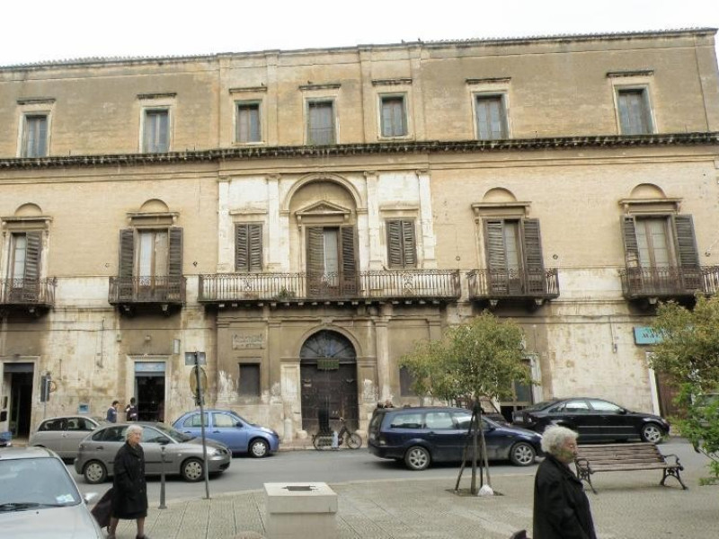 Rutigliano, Museo Capitolare di Rutigliano "S. Maria della Colonna e S. Nicola" Rutigliano, Museo Capitolare di Rutigliano "S. Maria della Colonna e S. Nicola"