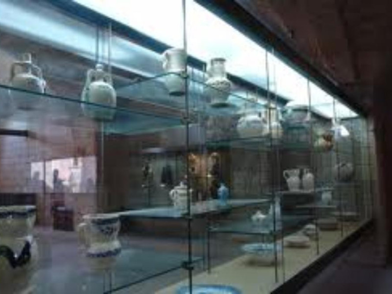 Museo Provinciale delle Tradizioni Popolari (Abbazia di Cerrate) Museo Provinciale delle Tradizioni Popolari (Abbazia di Cerrate)