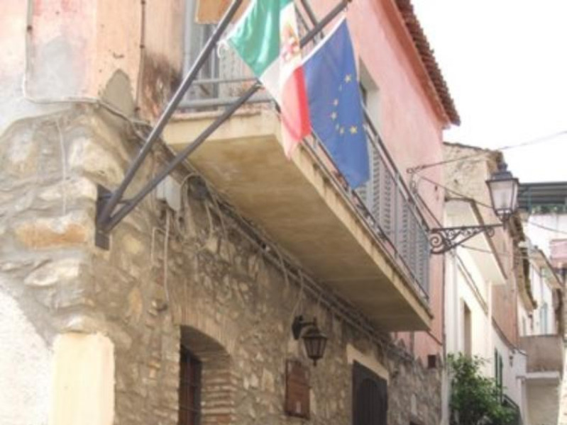 Immagine descrittiva - Immagine descrittiva -