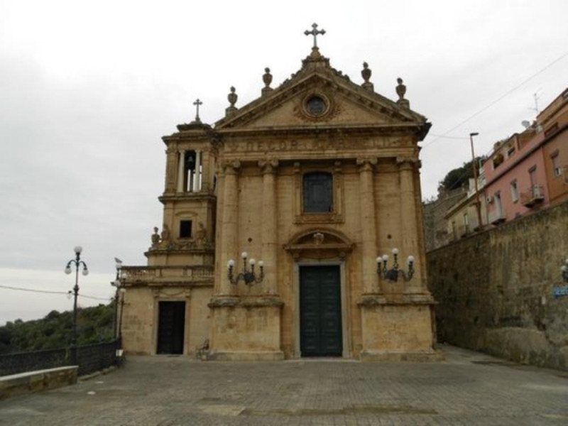 Immagine descrittiva - Immagine descrittiva -