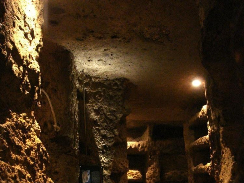 Catacombe di S. Lucia