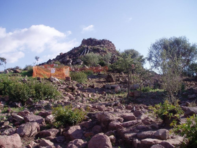 nuraghe monte sirai nuraghe monte sirai