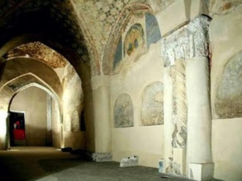 Cappella di San Ludovico D'Angiò Cappella di San Ludovico D'Angiò
