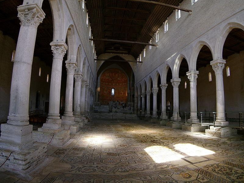 BASILICA di Santa maria Assunta BASILICA di Santa maria Assunta
