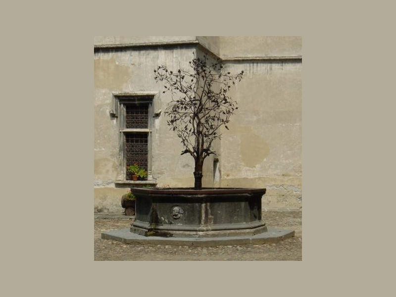 Fontana del Melograno Fontana del Melograno