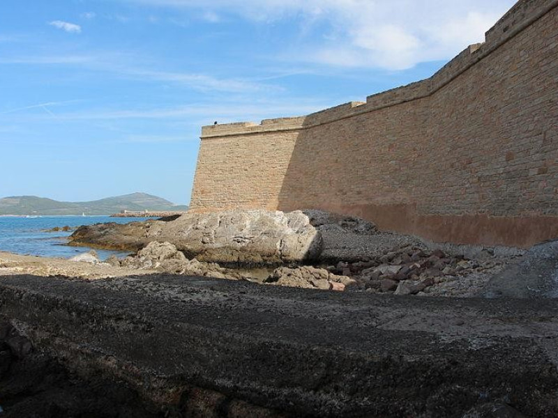 Bastione e Torri Bastione e Torri