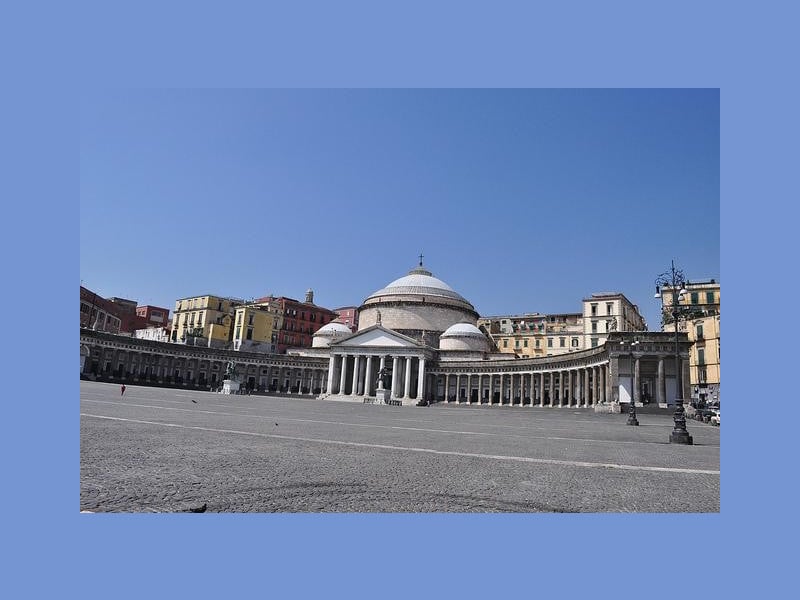 Piazza Del Plebiscito (Napoli)