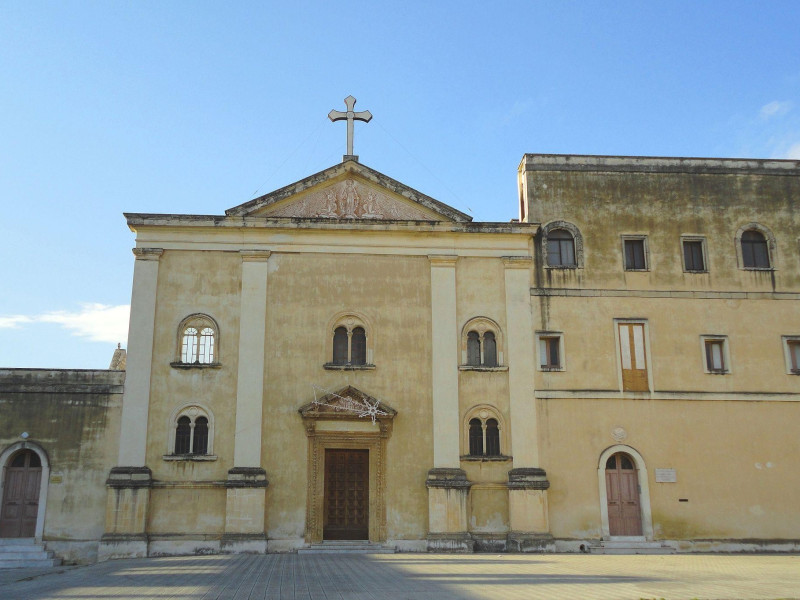 Chiesa e Convento di Santa Maria delle Grazie Chiesa e Convento di Santa Maria delle Grazie