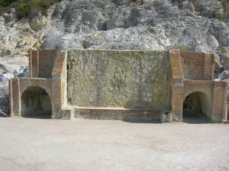 Solfatara di Pozzuoli Solfatara di Pozzuoli