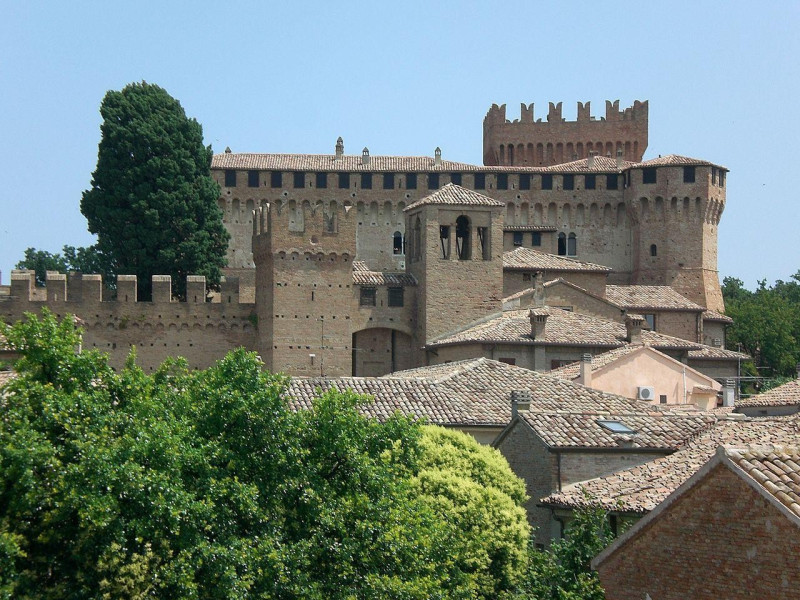 Castello di Gradara Castello di Gradara