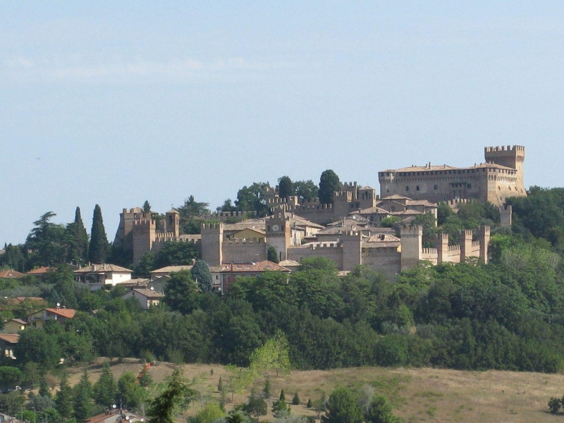 Castello di Gradara Castello di Gradara