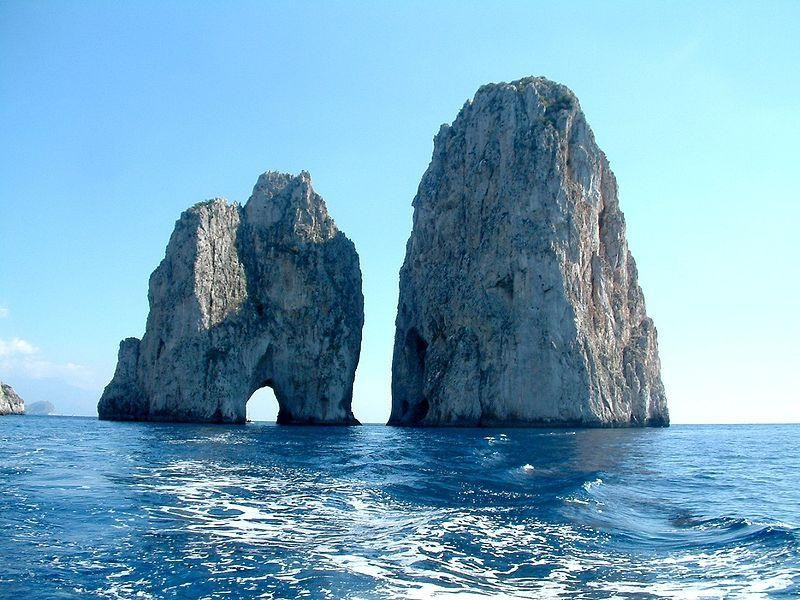 Faraglioni Faraglioni