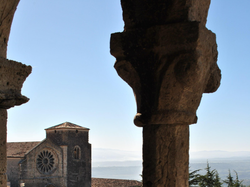 Torre Normanna: bifora Torre Normanna: bifora