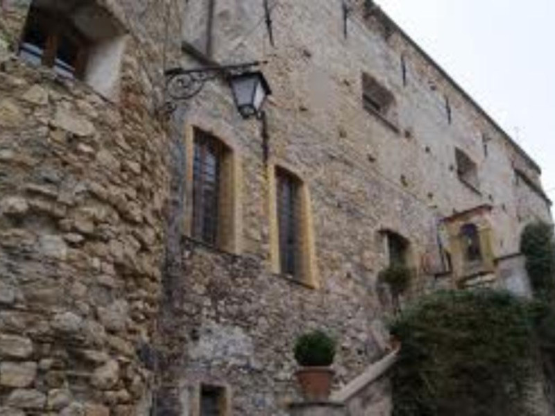 Immagine descrittiva - Immagine descrittiva -