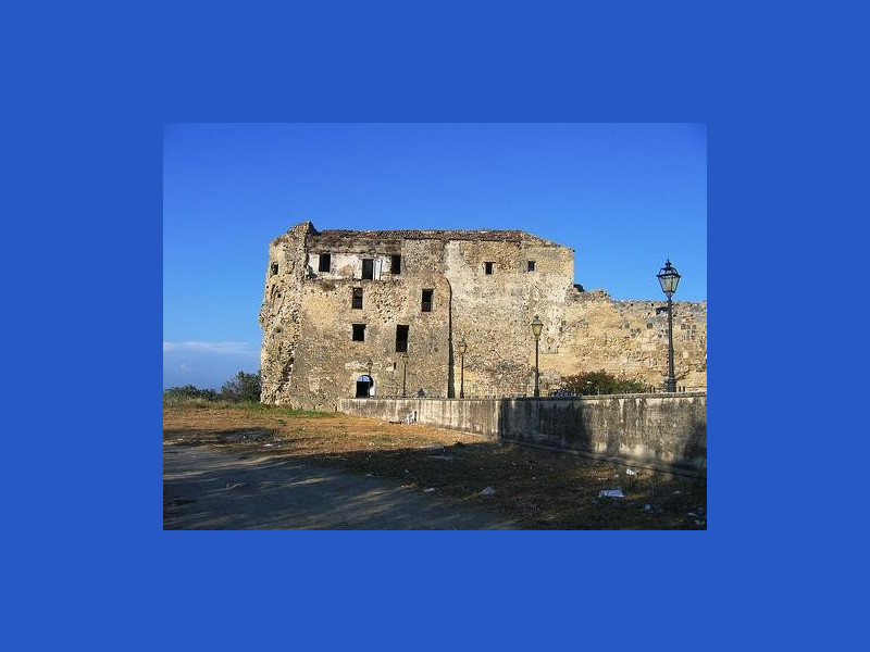 Castello e Borgo San Castrese Castello e Borgo San Castrese